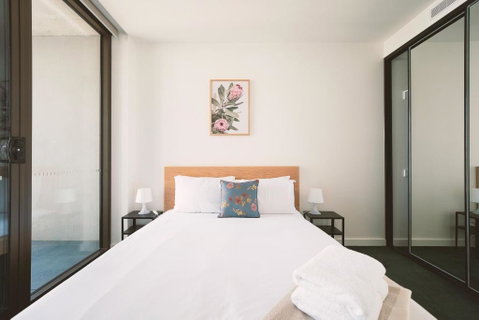 Patio Mt View 1BR Apt In CBD Near ANU And Museum With Free Parking And WiFi - Tourism Cairns 3