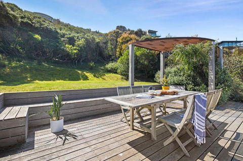 Pelican Views - Fairhaven - Tourism Cairns 1