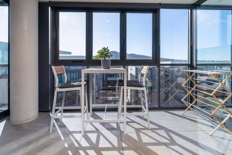 Perfectly Located 1BR BA Apartment - Tourism Cairns 1