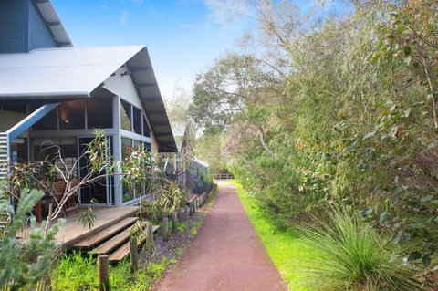 PEPPY TREE HOUSE - Tourism Cairns 1