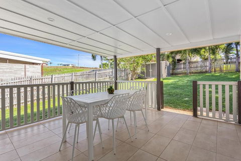 Perfect Cooee Bay Beach Getaway! - Tourism Cairns 2