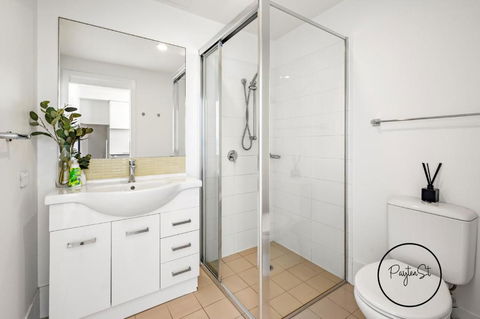 Perfect Penthouse - WiFi Included - Tourism Cairns 1