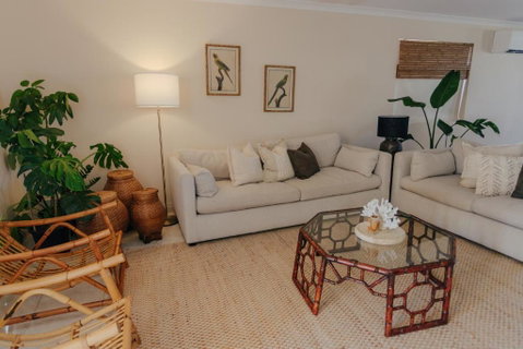 Pet Friendly Townhouse - Tourism Cairns 1