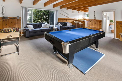 Plymouth - Tourism Cairns 0