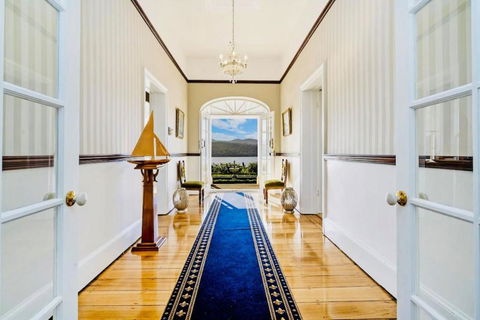 Pointe Rapide Estate - Tourism Cairns 1