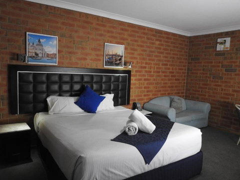 Pooraka Motor Inn - Tourism Cairns 3