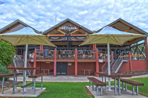 Pretoria Hotel - Tourism Cairns 2