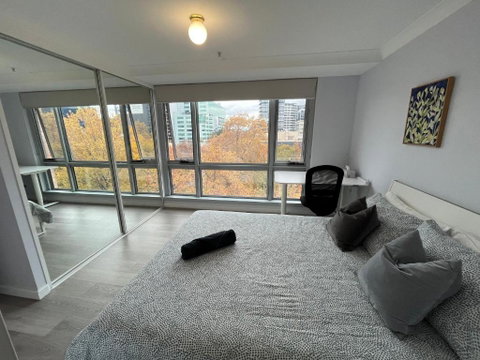 Private Room With Ensuite In The CBD - Tourism Cairns 2