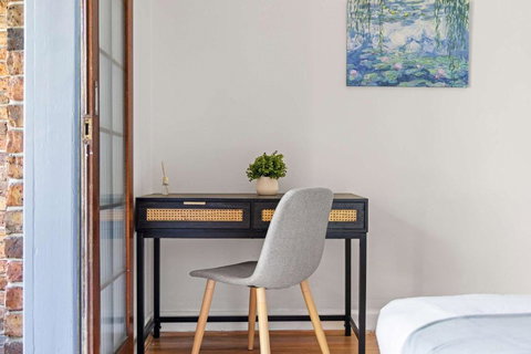 Private Single Room - Conveniently Located At Glebe - Shared Bathroom - Tourism Cairns 2