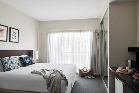 Punthill Essendon - Tourism Cairns 1