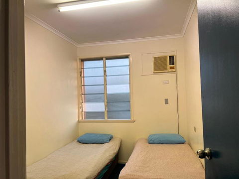 Q Lux Inn Emerald - Tourism Cairns 1