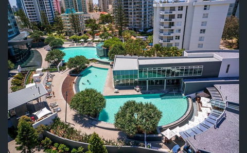 Q Tower At Surfers Paradise - From Level 3 - Private & Self Contained Apartments - Tourism Cairns 2