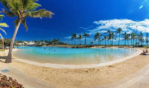 QCWA Cheerful Cottage - Airlie Beach - Tourism Cairns 3