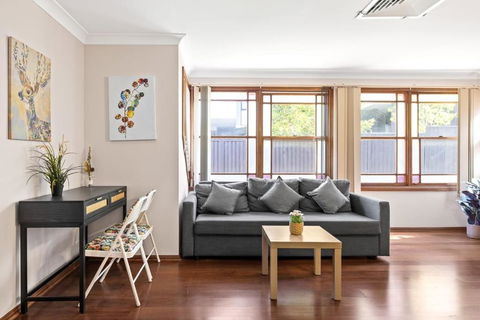 Quadruple Room W Ensuite In Gordon Near Train & Bus - Tourism Cairns 2
