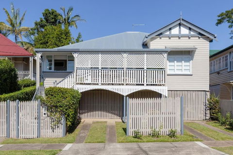 Quaint & Cosy 1 Bedroom Apartment In Queenslander. - Tourism Cairns 1