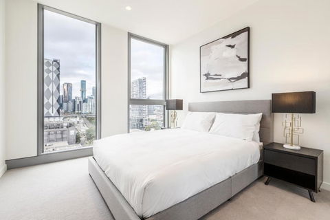 Quaint Stylish Hideout In Trendy South Melbourne - Tourism Cairns 3