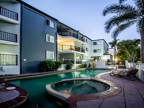Quality Esplanade Apartment - Tourism Cairns 0