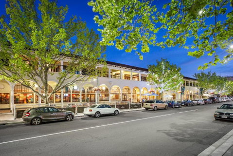 Quest Canberra - Tourism Cairns 0