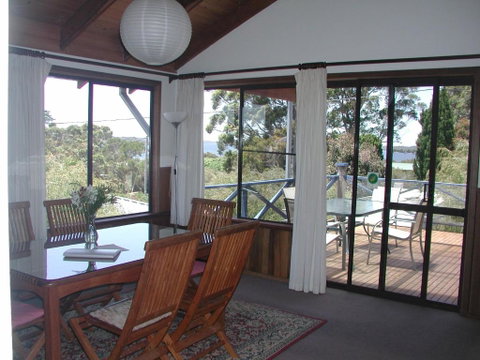 Rainbow House - Tourism Cairns 1