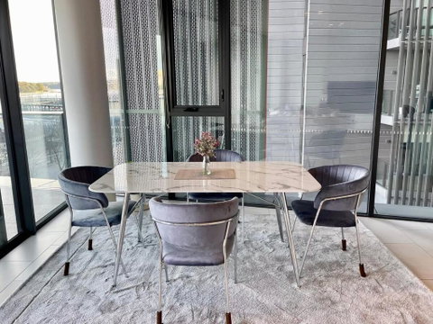 RARE Luxury Waterfront Living - Tourism Cairns 3