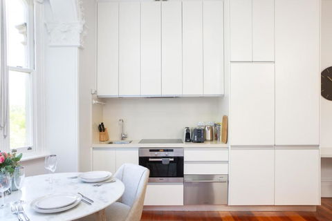 Ravenscourt S Studio Apartment Close To Everything - Tourism Cairns 2