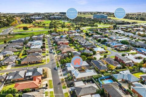 Reconnect On Daly I Epworth And Deakin - Tourism Cairns 3