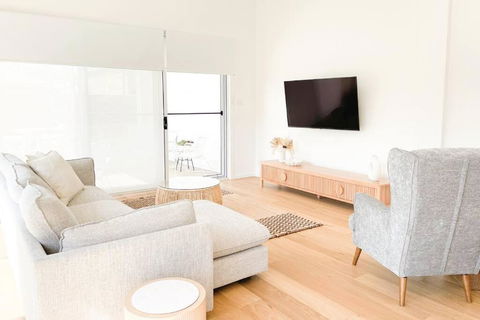 Red Brick Central Retreat - Tourism Cairns 1