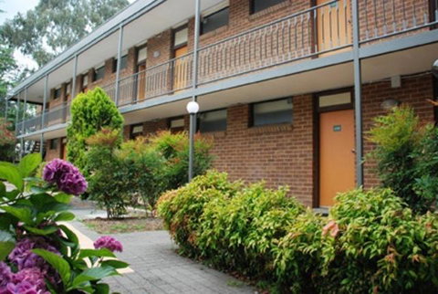 Red Cedars Motel - Tourism Cairns 0