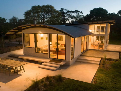 Red Hill Ridge - Tourism Cairns 0