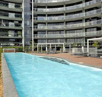 Astra Apartments Canberra - Manhattan - Tourism Cairns
