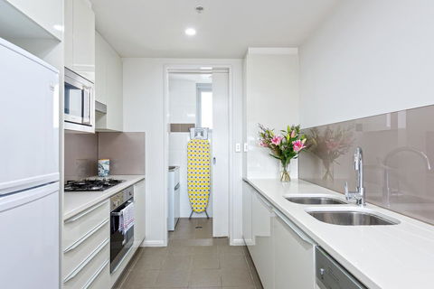 Astra Apartments North Sydney - Tourism Cairns 3