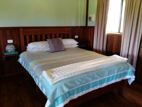 Augusta Chalet - Tourism Cairns 3