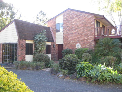 B&B Home In The Country - Tourism Cairns 0