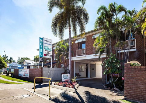 Banjo Paterson Motor Inn - Tourism Cairns 1