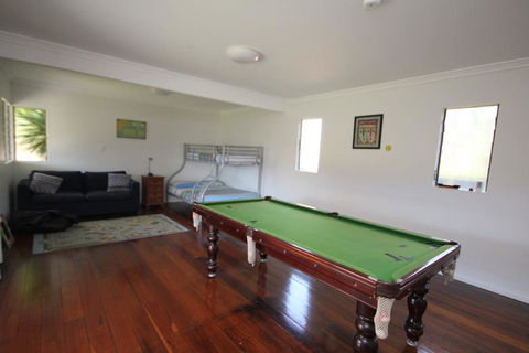 BANYANDAH 557 Ocean Drive NH - Tourism Cairns 3