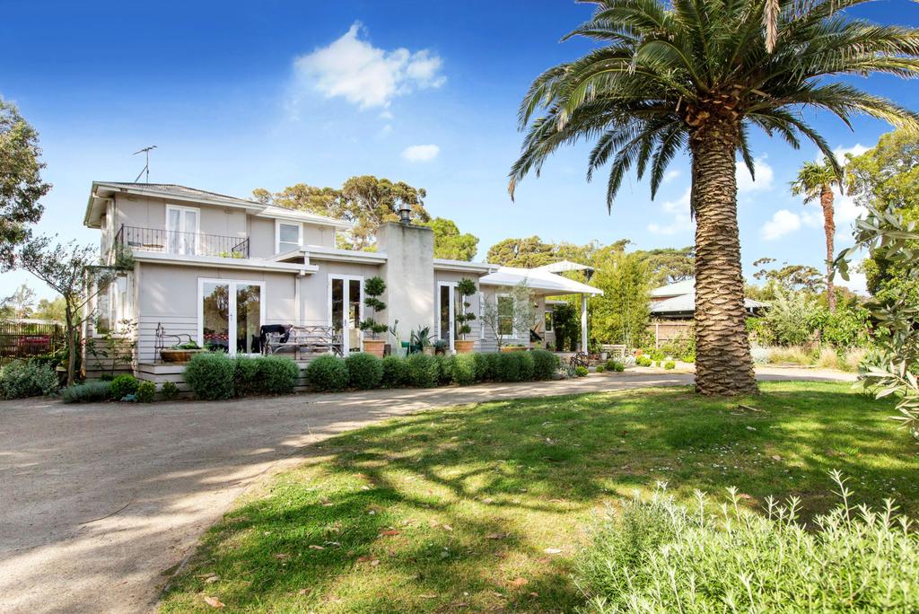 Digby ACT Tourism Cairns