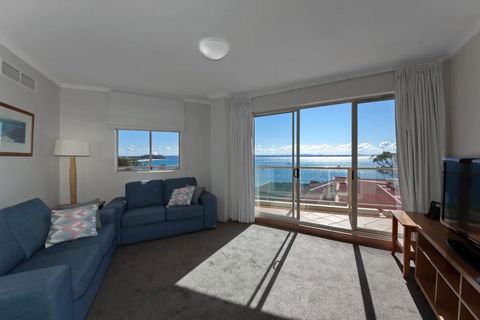 Barrington, 707/35-45 Shoal Bay Road - Tourism Cairns 2