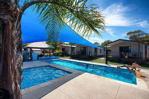 Barwon River Holiday Park - Tourism Cairns 3