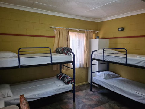 Bateman Bay Holiday Park & Batemans Bay YHA - Tourism Cairns 2