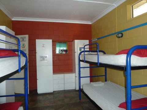 Bateman Bay Holiday Park & Batemans Bay YHA - Tourism Cairns 1