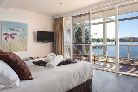 Bay Breeze Boutique Accommodation - Tourism Cairns 3
