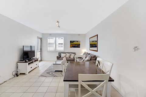 Bay Village, Unit 14/ 47 Shoal Bay Road - Tourism Cairns 0