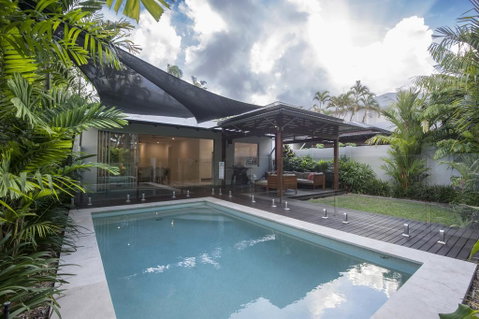 Beach Condominium - Tourism Cairns 2