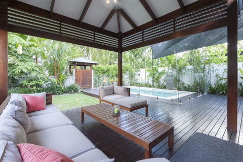 Beach Condominium - Tourism Cairns 0