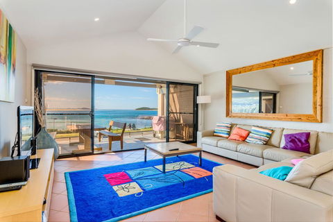 Beach Duplex 72b Marine Dr - Fingal Bay - Tourism Cairns 2