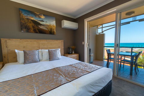 Beach Haven Executive Apartments - Tourism Cairns 0