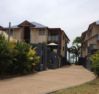 Beach House Apartment 1 - Tourism Cairns