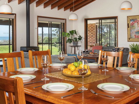 Beach House On Jones Beach - Kiama Accommodation - Tourism Cairns 2