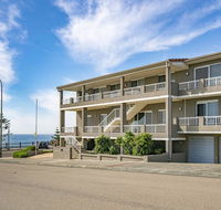 Beachcomer Unit 2 - The Entrance NSW - Tourism Cairns