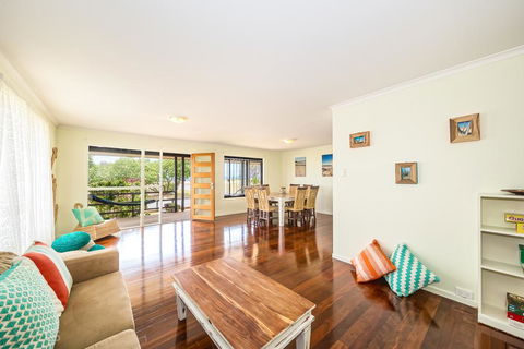 Beachfront At Bribie - Tourism Cairns 0